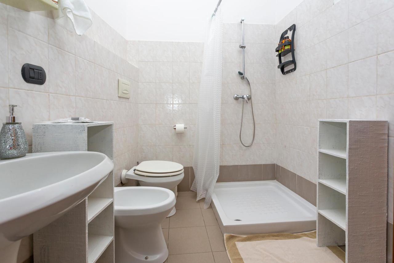 Casa Nicole Self Check-In Villa Albizzate Екстериор снимка