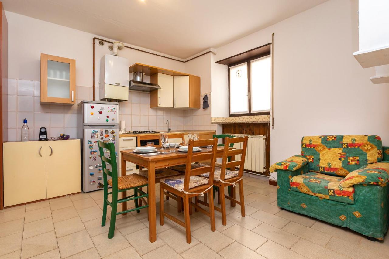 Casa Nicole Self Check-In Villa Albizzate Екстериор снимка